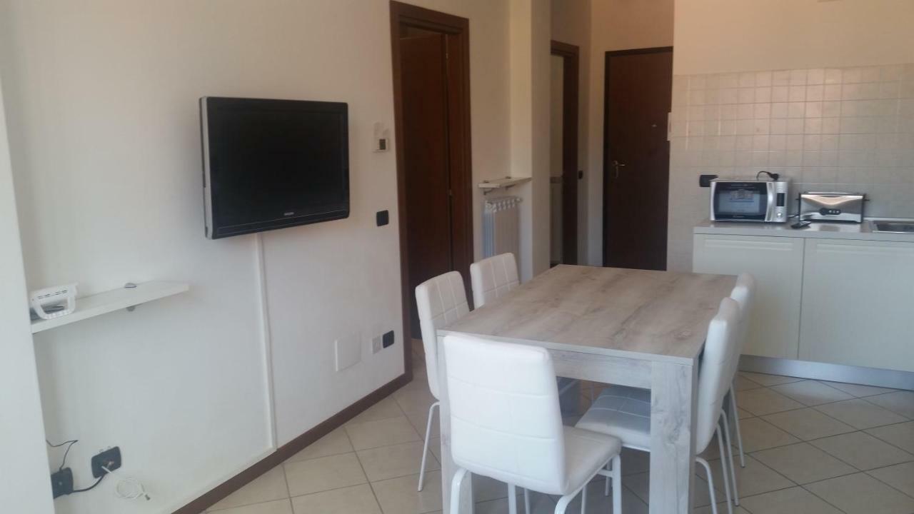 Be Lake Apartment Baveno Zewnętrze zdjęcie